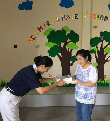 Penyaluran Paket Donasi Buku ke Sekolah Bukit Mulia