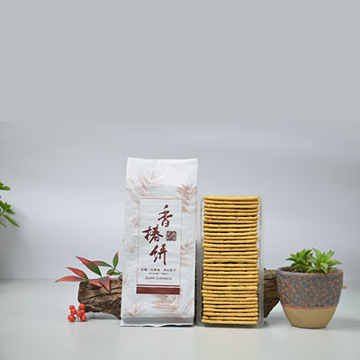 Biskuit Daun Suren (Soda Mahogany)
